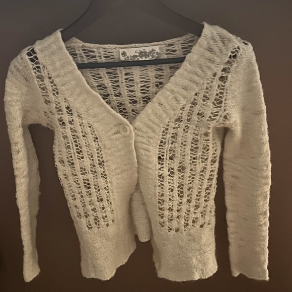 Cozy medium fits like a small sweater coverup - Picture 1 of 3